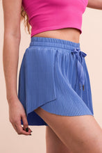 Load image into Gallery viewer, Fallon Shorts