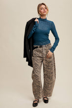 Load image into Gallery viewer, Zina Zebra Jeans