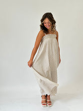 Load image into Gallery viewer, Merritt Maxi Dress
