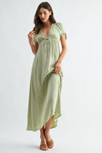 Load image into Gallery viewer, Vivianne Maxi Dress