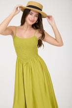 Load image into Gallery viewer, Easton Midi Dress