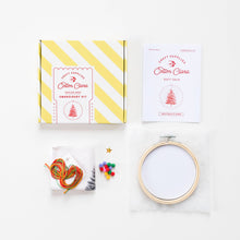 Load image into Gallery viewer, Christmas Tree Embroidery Hoop Kit: Pink