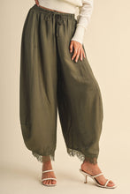 Load image into Gallery viewer, Holland Barrel Lace Pants - Olive