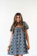 Load image into Gallery viewer, Carrie Dress