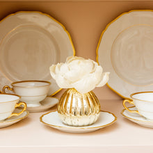 Load image into Gallery viewer, Sweet Grace Plaid Flower Diffuser