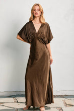 Load image into Gallery viewer, Ellison Maxi Dress