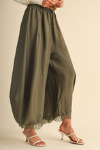 Load image into Gallery viewer, Holland Barrel Lace Pants - Olive