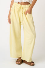 Load image into Gallery viewer, Hattie Barrel Pants - Butter Yellow