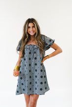 Load image into Gallery viewer, Carrie Dress