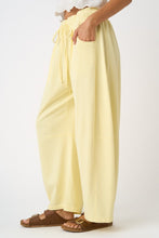 Load image into Gallery viewer, Hattie Barrel Pants - Butter Yellow
