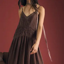 Load image into Gallery viewer, Harlen Midi Dress
