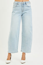 Load image into Gallery viewer, Sierra High Rise Jeans
