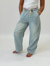 Load image into Gallery viewer, Tatum Denim Jeans

