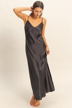 Load image into Gallery viewer, Chelsea Maxi Dress
