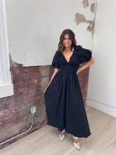 Load image into Gallery viewer, Madelyn Maxi Dress
