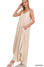 Load image into Gallery viewer, Sadie Maxi Dress

