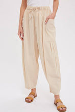 Load image into Gallery viewer, Hudson Pants - Beige

