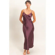 Load image into Gallery viewer, Ayla Maxi Dress
