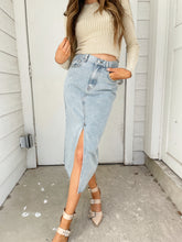 Load image into Gallery viewer, Tezza Denim Skirt
