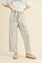 Load image into Gallery viewer, Remi Jeans
