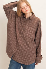 Load image into Gallery viewer, Carleigh Flannel
