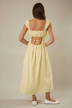 Load image into Gallery viewer, Cassie Midi Dress
