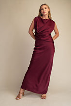 Load image into Gallery viewer, Remington Maxi Dress
