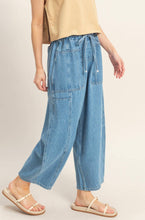 Load image into Gallery viewer, Dolce Denim Pants- Light Blue
