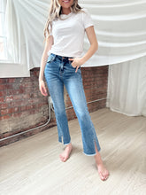 Load image into Gallery viewer, Hazel Jeans
