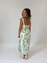 Load image into Gallery viewer, Della Floral Midi Dress
