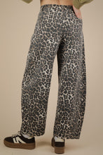 Load image into Gallery viewer, Kaylee Leopard Barrel Jeans
