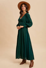 Load image into Gallery viewer, Lacey Maxi Dress
