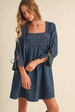 Load image into Gallery viewer, Colley Denim Dress
