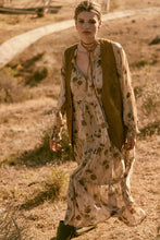 Load image into Gallery viewer, Hart Midi Dress
