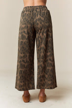 Load image into Gallery viewer, Kinsey Leopard Pants
