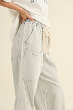 Load image into Gallery viewer, Remi Jeans
