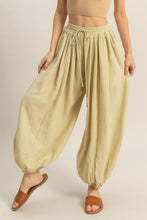 Load image into Gallery viewer, Isla Pants
