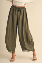 Load image into Gallery viewer, Holland Barrel Lace Pants - Olive
