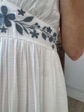 Load image into Gallery viewer, Emery Maxi Dress
