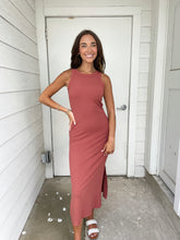 Load image into Gallery viewer, Amber Maxi Dress

