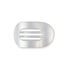 Load image into Gallery viewer, Mother of Pearl Small Flat Round Clip
