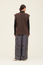 Load image into Gallery viewer, Tiffany Sweater Vest
