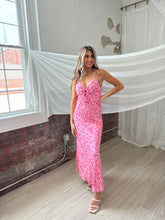 Load image into Gallery viewer, Molly Maxi Dress
