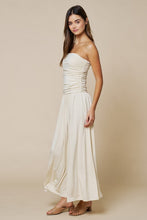 Load image into Gallery viewer, Kelly Maxi Dress
