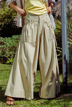 Load image into Gallery viewer, Drew Wide-Leg Pants

