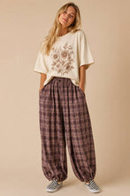 Load image into Gallery viewer, Briar Balloon Pants
