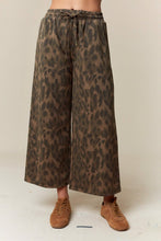 Load image into Gallery viewer, Kinsey Leopard Pants
