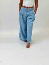 Load image into Gallery viewer, Frankie Jeans
