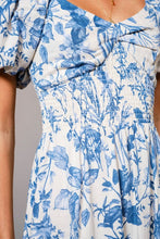 Load image into Gallery viewer, Morganne Maxi Dress
