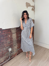Load image into Gallery viewer, Veronica Maxi Dress
